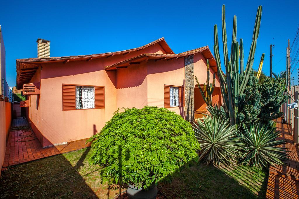 Casa Flor de Lis Foz do Iguaçu Quarto foto